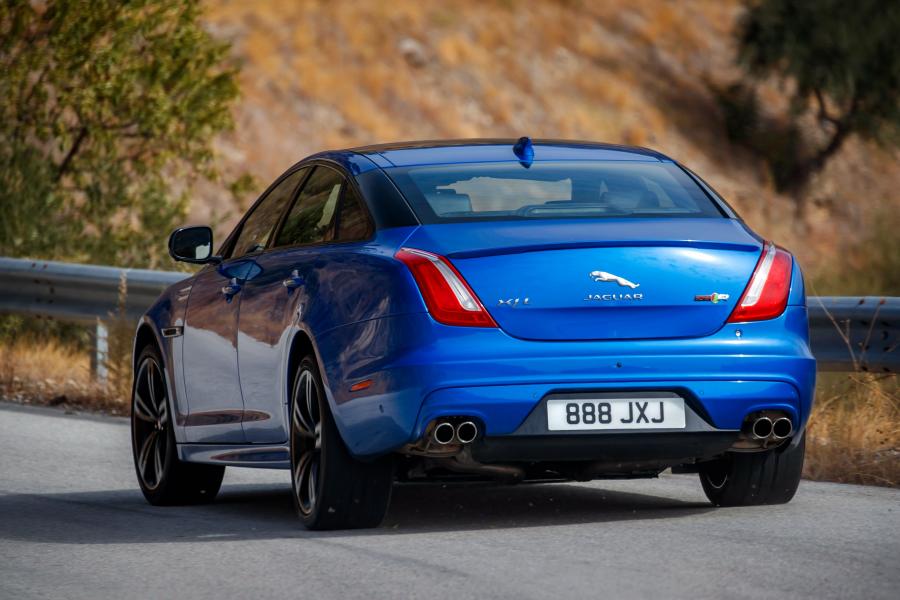 Jaguar XJR575 (X351) 2017 года  (WW) (фото 42 из 46)